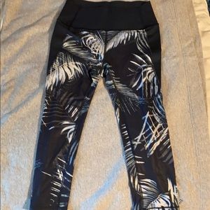 Palm tree print cropped leggings